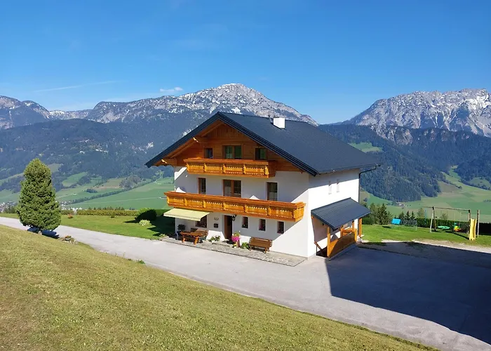 Maierlhof * Aich (Styria)